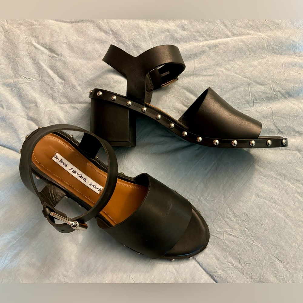 & Other Stories EUC leather sandals 39/8